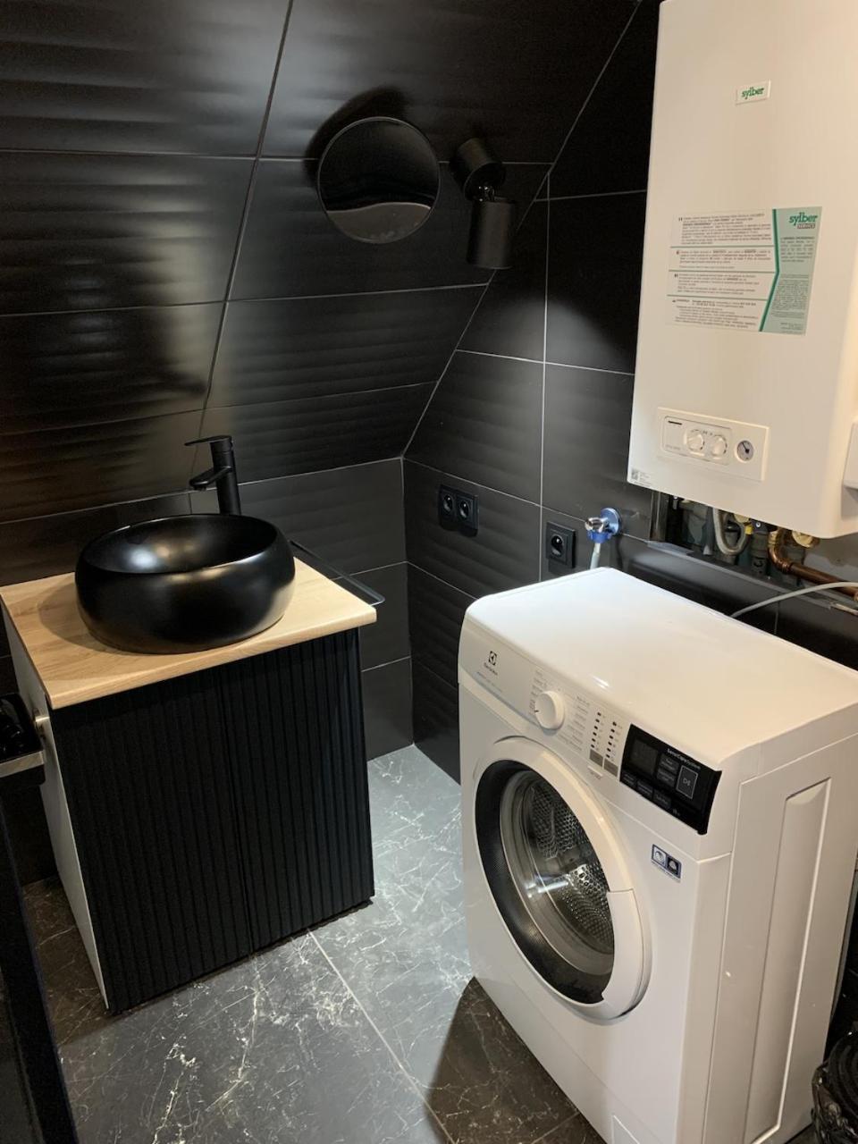 Apartamenty Astor - Ksiezycowy Szczawno-Zdroj Luaran gambar